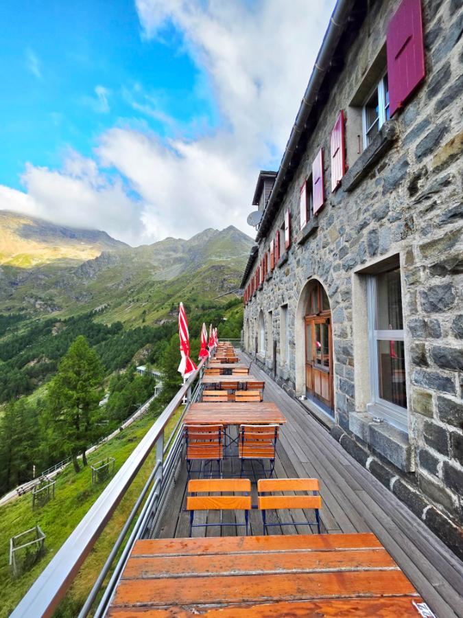 Paisaje alpino desde Alp Grüm