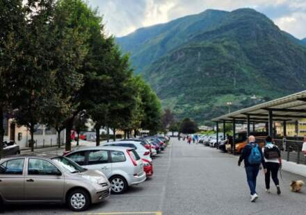 ¿Dónde aparcar en Tirano para tomar el tren Bernina?